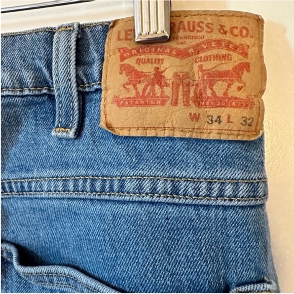 Levi's Men's medium wash straight leg jeans 34 Excellent condition - Picture 4 of 7